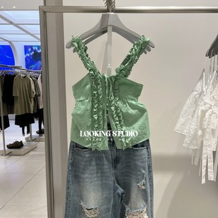 UR&DC2025夏季新款设计感度假风花朵镂空木耳边吊带女绿色短上衣