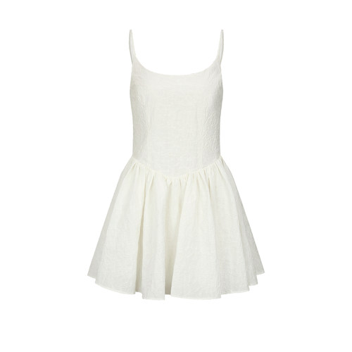 UR&DC2026夏季新款都市立体提花肌理感吊带超短款白色连衣裙A字裙 - 封面