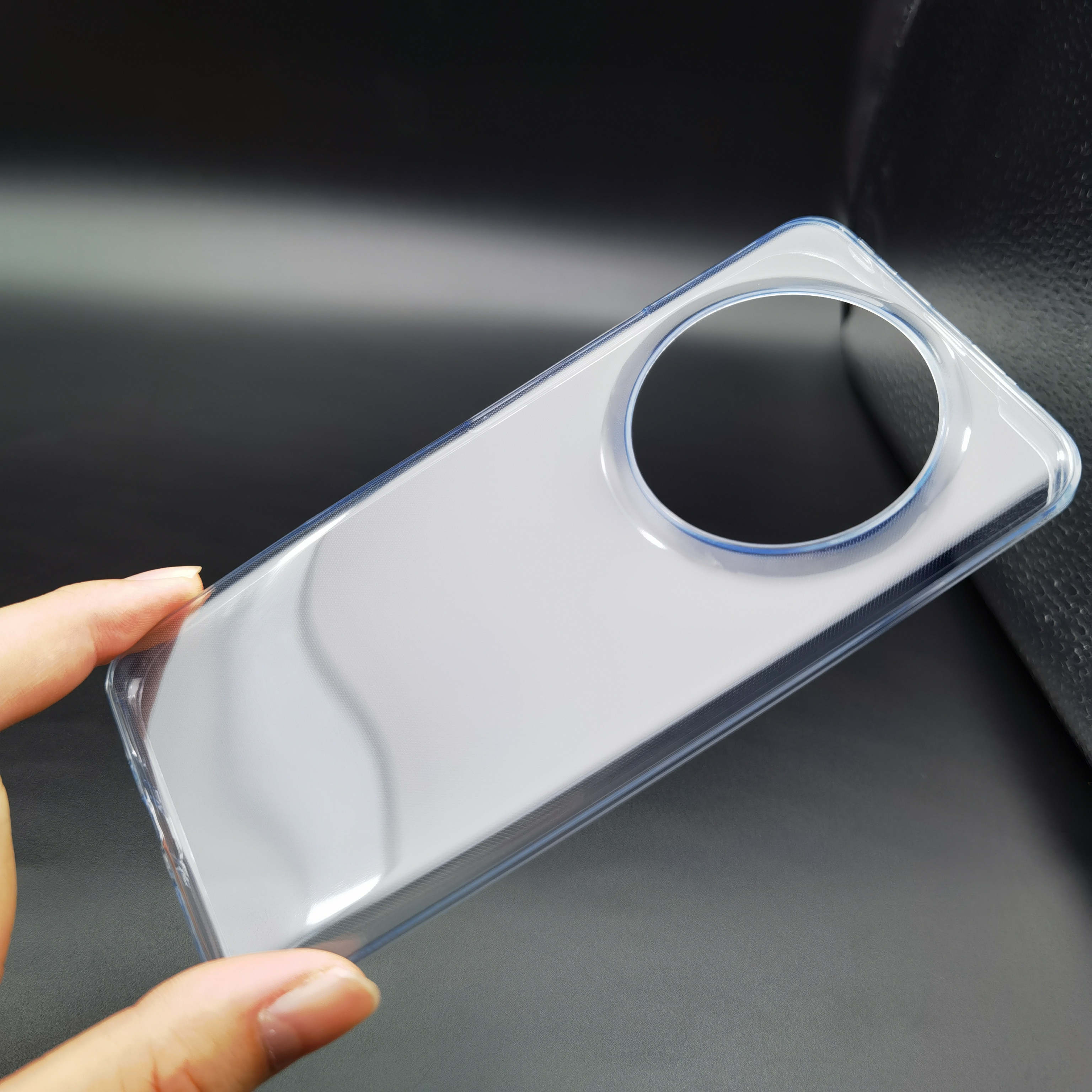 适用于荣耀magic5透明手机壳