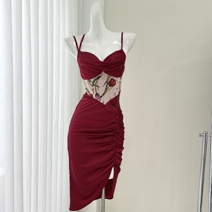 外贸 气质腰间印花高级感缎面吊带显瘦收腰连衣长裙 跨境小众时尚