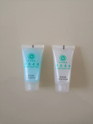 宾馆一次性沐浴露洗发水20ML 酒店客房洗漱用品瓶装洗头膏沐浴乳