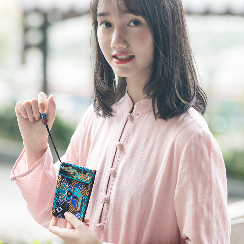 酉州苗绣卡包西兰卡普