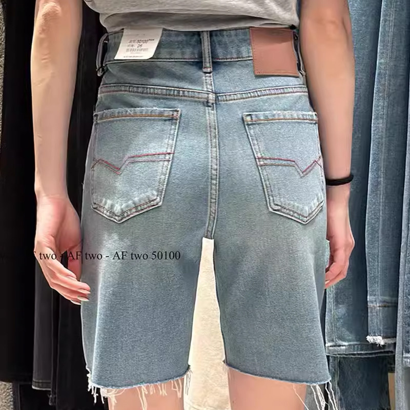 代嘉儿daiclaire牛仔裤女夏季薄款时尚阔腿裤高腰显瘦五分裤50100 - 实物图