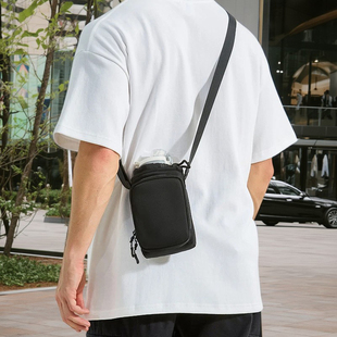 单肩斜挎背包男手机水壶雨伞小挎包出行随手包水壶胸包定制印logo