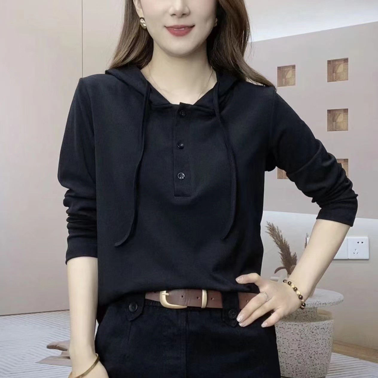 【芭拉婷】高档女装新款连帽卫衣秋季显瘦遮肚子休闲套头女士长袖