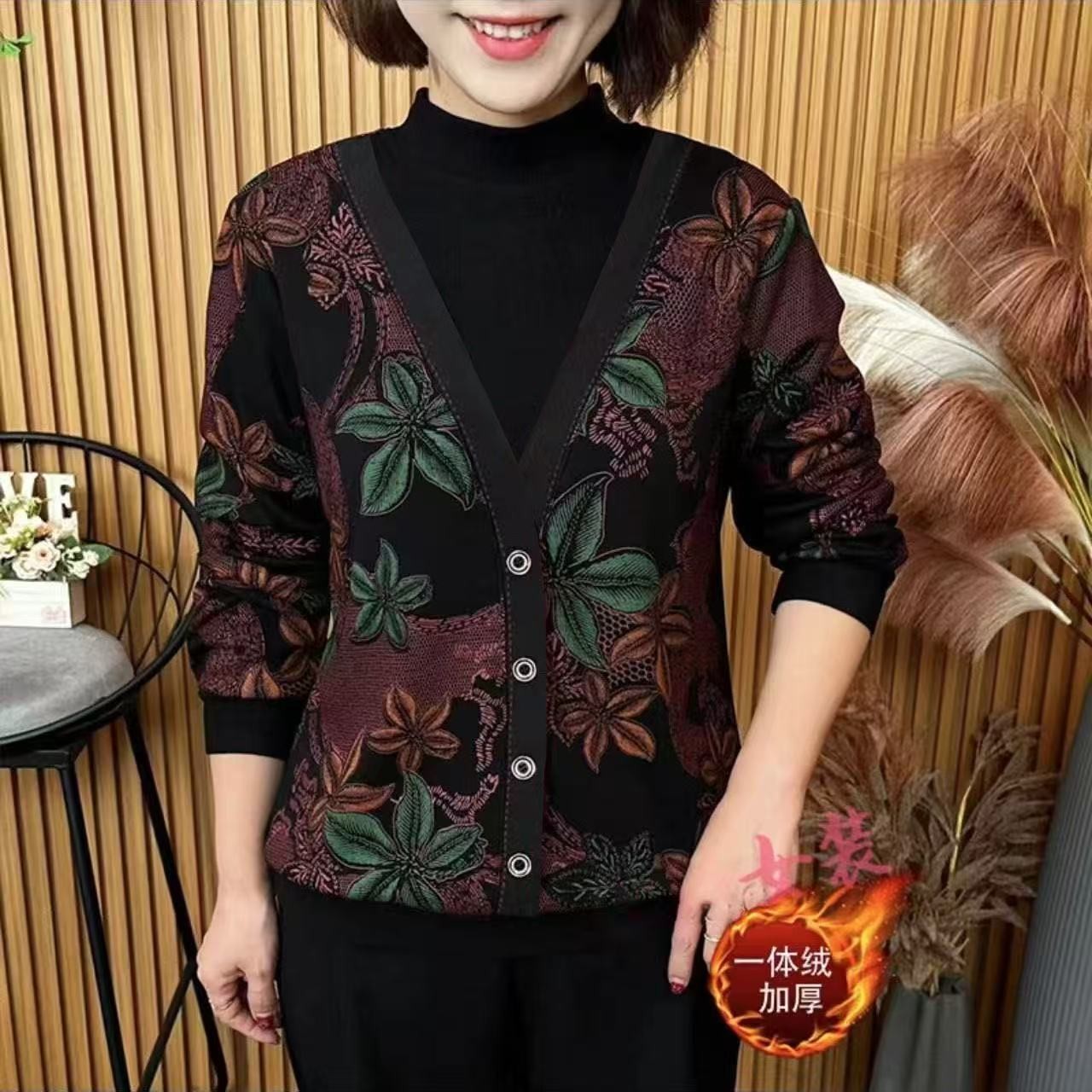 【芭拉婷】复合加绒爆款女士长袖新款妈妈中年宽松高档小衫中年人