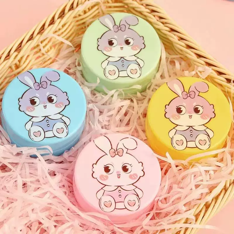 Handheld foldable cartoon mouthwash for traveling