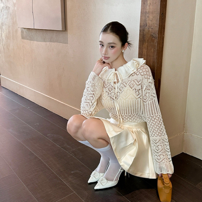 AIALA LUMENA-柔缕奶芙法式荷叶领温柔毛衣S21385