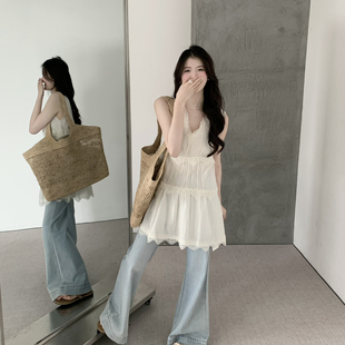 grapestone 葡萄籽-春韩系腿精女人味显瘦显高喇叭瘦身牛仔裤6030