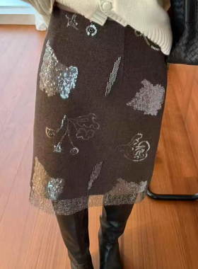 泓利-闪片钉珠包臀气质半身裙10297