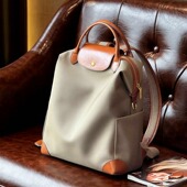 男女通用商务尼龙轻便防水大容量双肩包新款 电脑背包通勤旅行书包