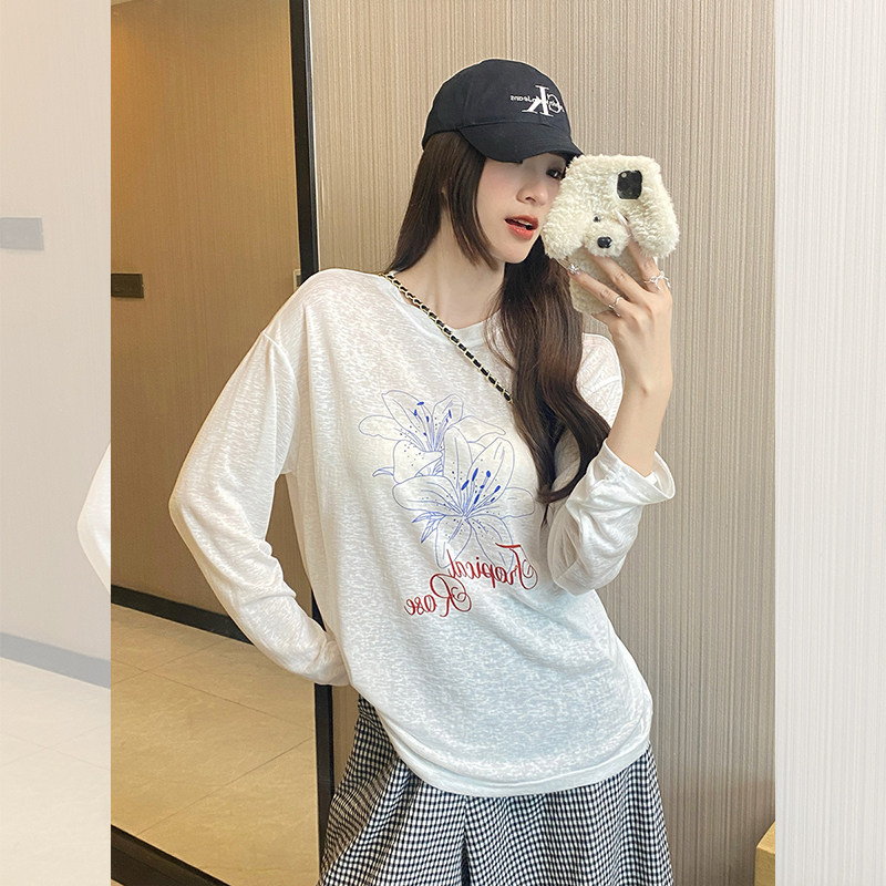 白色印花微透防晒罩衫长袖T恤女