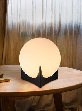 北欧后现代轻奢设计师款台灯客厅卧室书房美式装饰玻璃球艺术台灯