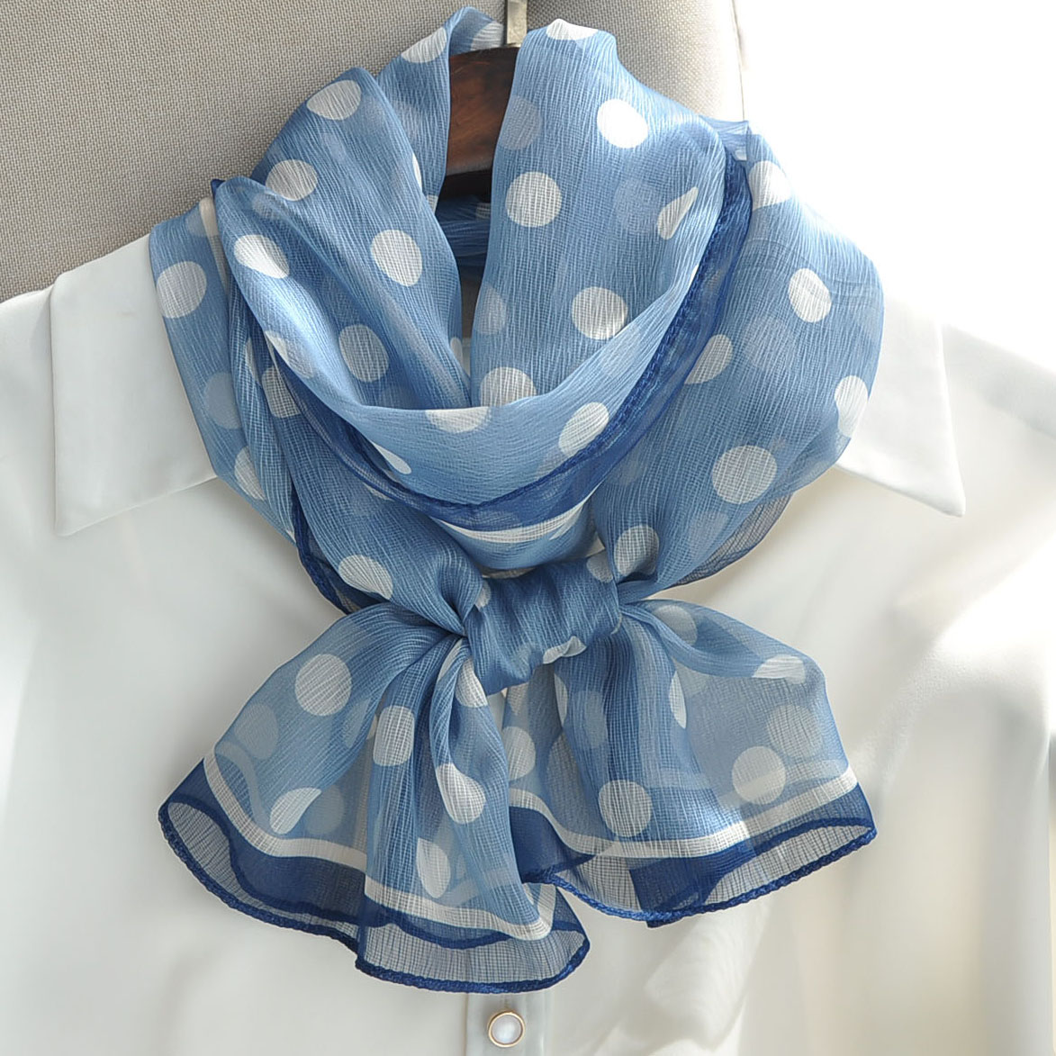 春秋韩版丝巾女薄款长款百搭飘带仿真丝高级感简约领巾圆点小围巾 春秋韩版丝巾女薄款长款百搭飘带仿真丝高级感简约领巾圆点小围巾