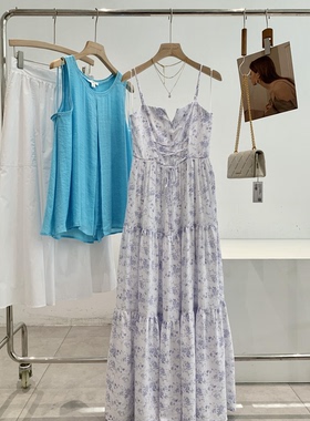 能省三百多～国外商场390+收腰大摆裙度假风浪漫印花吊带裙P430