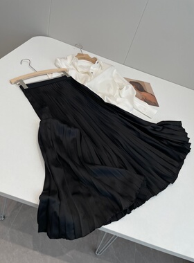 捡漏！淘到门店159高腰风琴百褶裙U035