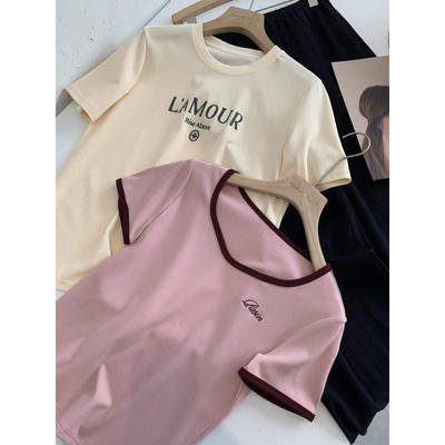 U型短袖上衣刺绣印花时尚减龄T恤