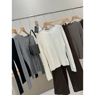 S744 打底衫 100美丽奴羊毛 无缝一体～同品质399