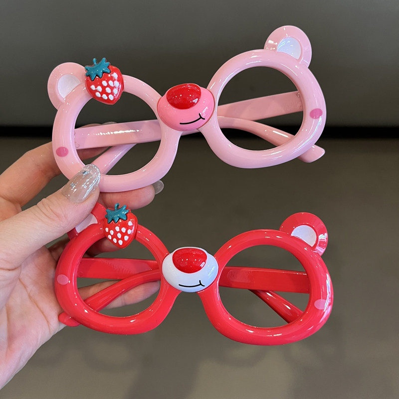 儿童墨镜卡通草莓熊可爱宝宝框架遮阳防晒男童女童玩具眼镜无镜片