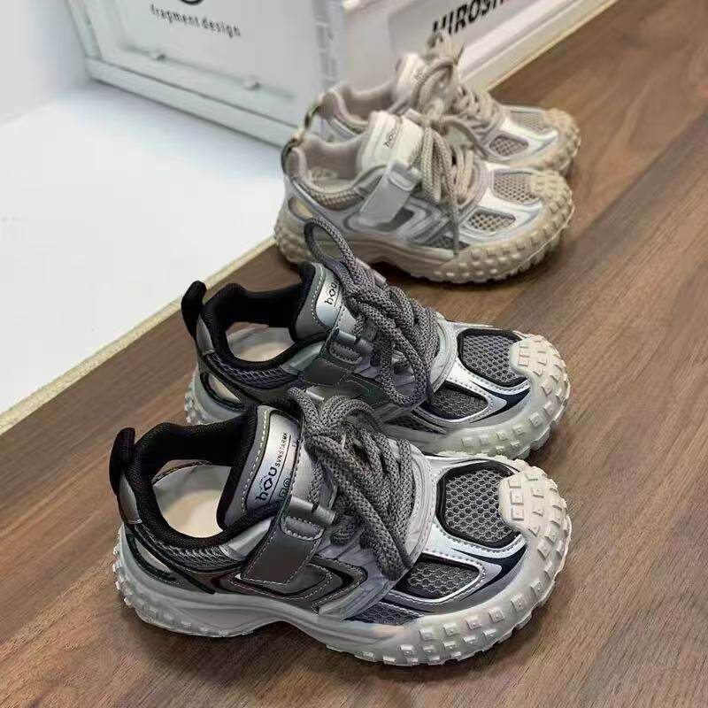 真皮2025新款儿童运动鞋网面镂空透气夏天半凉鞋男女童超轻防滑跑