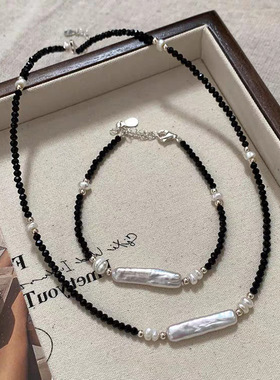 新款黑尖晶手链项链巴洛克珍珠银蓝光泽小银条套装法式复古锁骨链