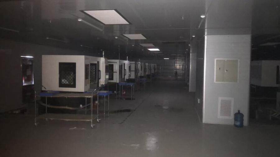 4月17日阜阳变卖全自动数控机床设备编号85130257网络拍卖公告