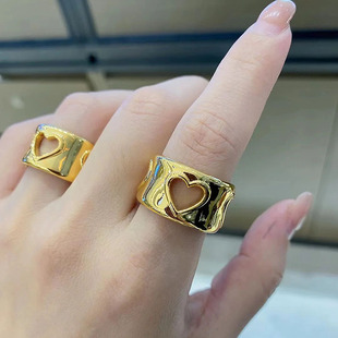 小众设计感镂空爱心戒指银色金色极简ins宽版食指指环女2025新款