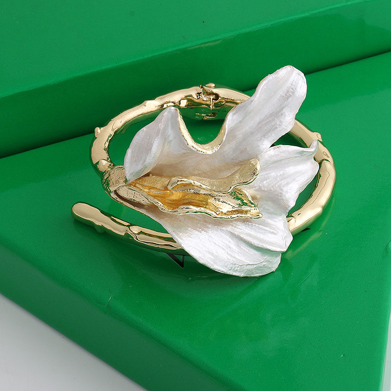 Enamel Iris Cuff Bracelet | $4.81 Direct from China - Product image 3
