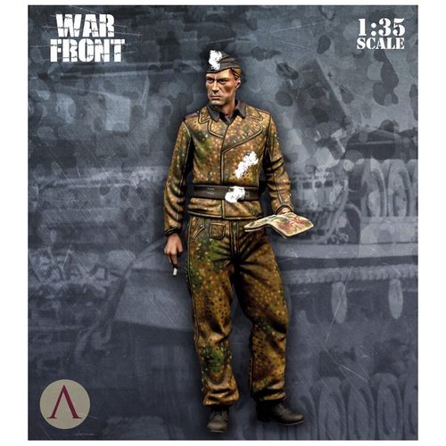 现货 Scale 75 SS TANKER OFFICER 1/35