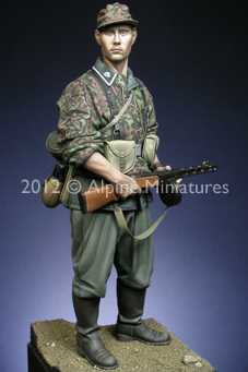 Alpine 16016 Totenkopf Grenadier 1/16