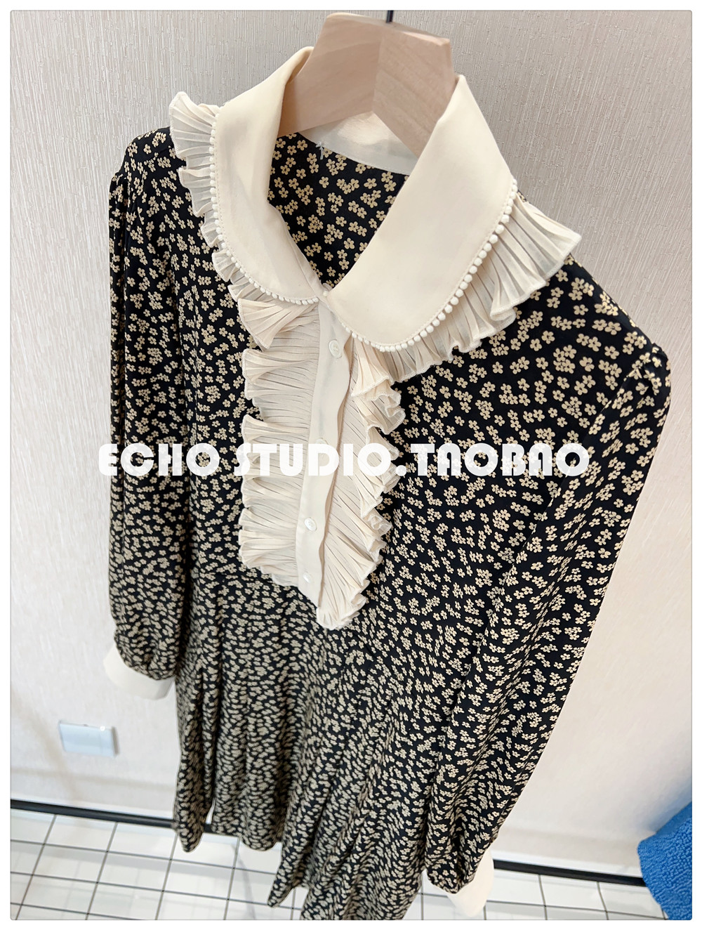 特 原1580 区别low货 23新款 甜美荷叶边真丝碎花连衣裙