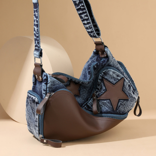 2026新款 休闲斜挎包日常多口袋机车腋下包 牛仔布复古文艺风女时尚