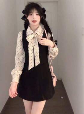 日系甜美清新绣花包臂背