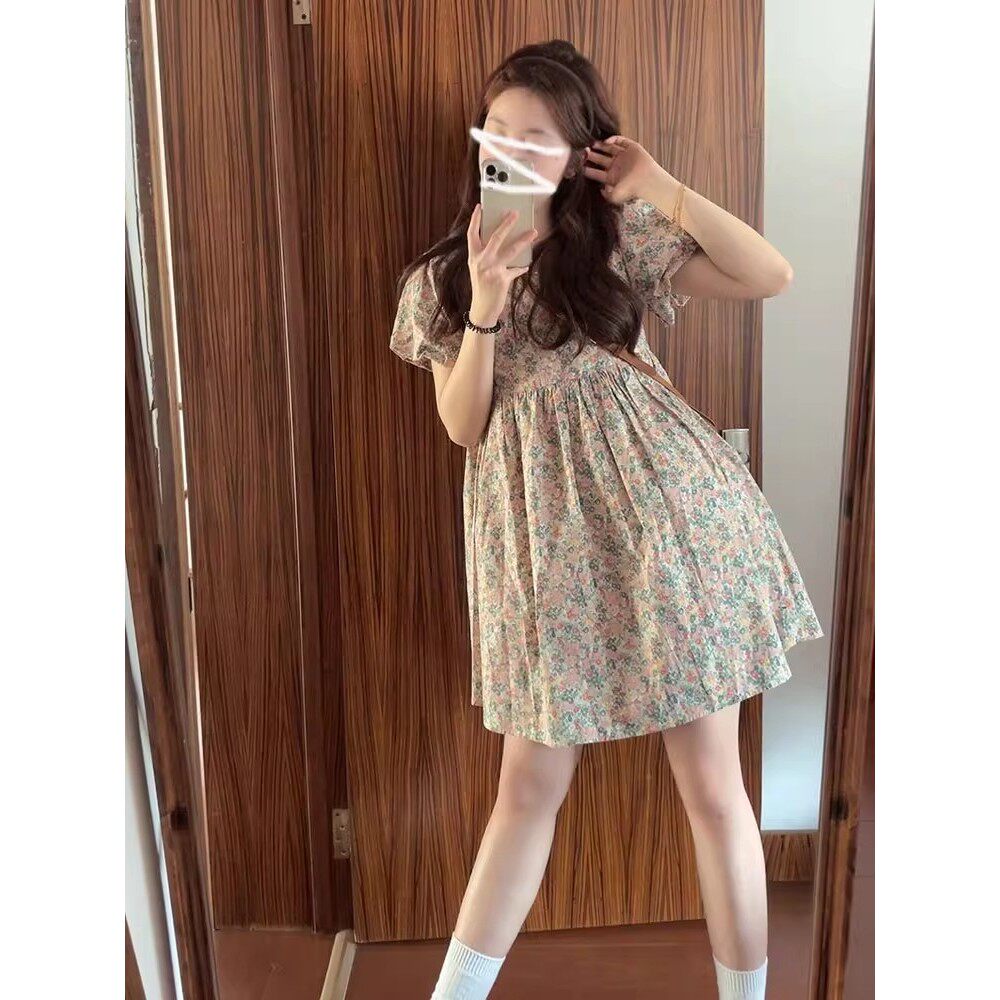 复古方领碎花连衣裙女夏季2025新款法式小个子显瘦减龄桔梗娃娃裙图片
