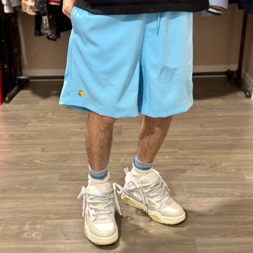 偷丝袜少妇故事_我的丝袜故事_镣铐丝袜故事