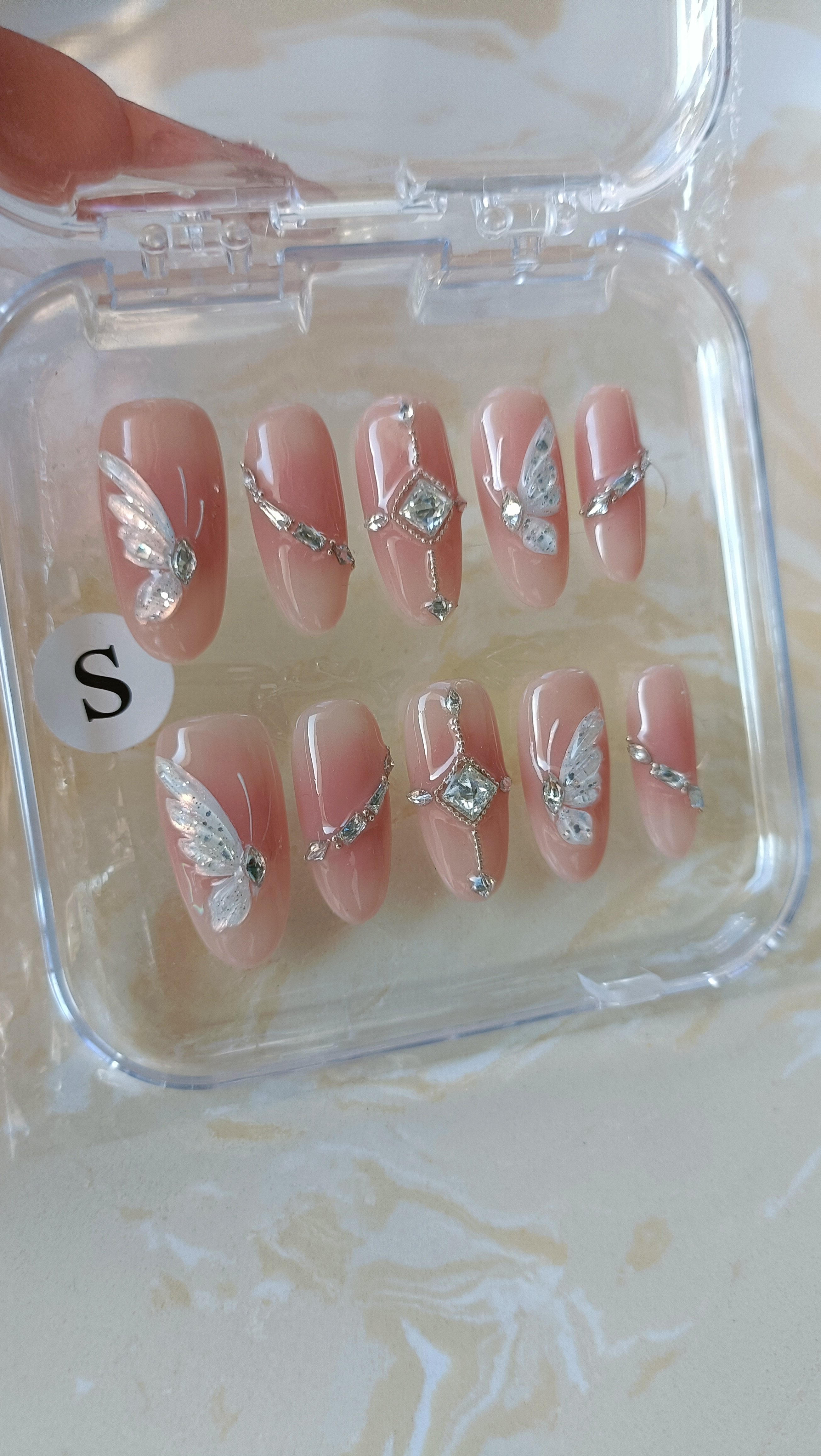 纯手工穿戴甲高级感立体极光蝴蝶锆石美甲贴片成品可拆卸假指甲
