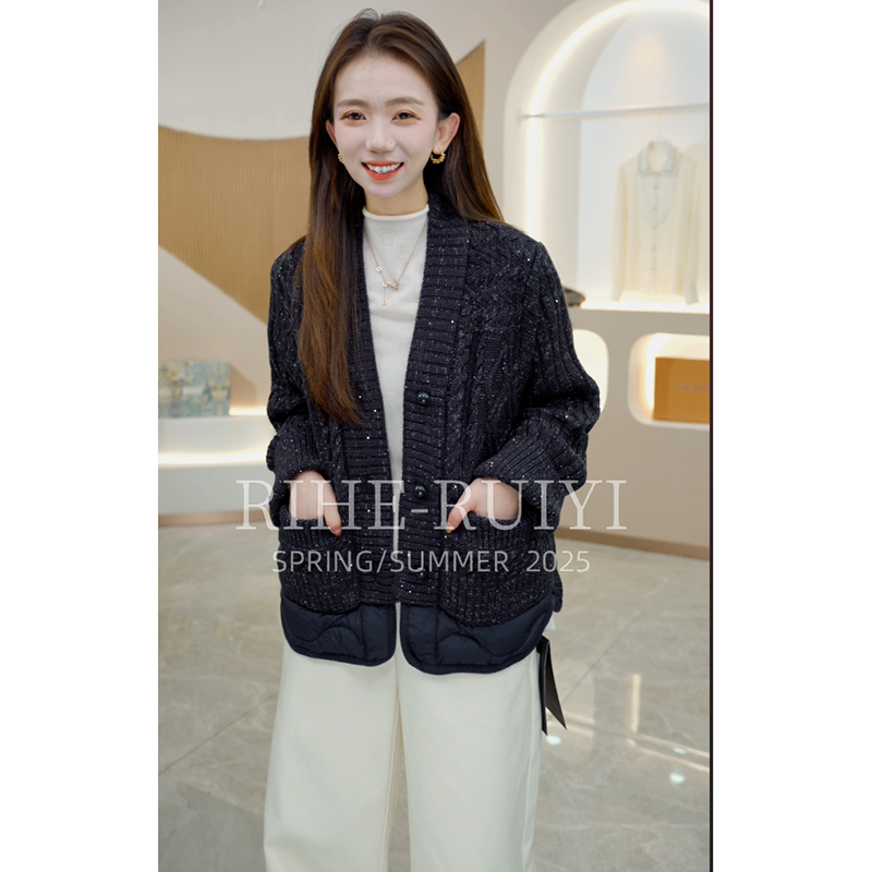 R H 【亮片扭花】24076S复古羊毛拼白鹅绒气质显瘦羽绒服