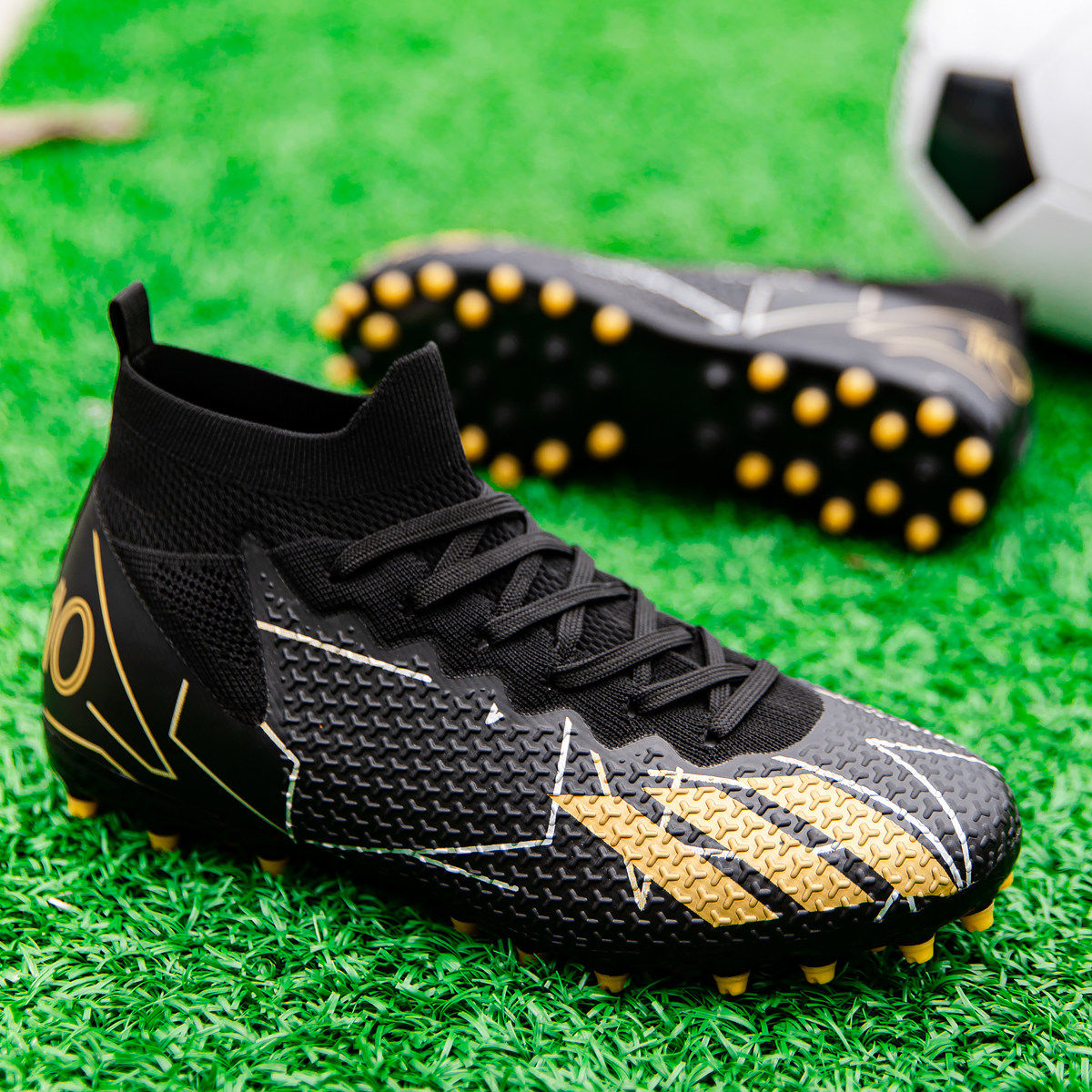 春夏梅西短钉MG足球鞋刺客中小学生长钉FG碎钉TF男童儿童透气训练