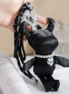 通勤托特包卡通挂饰黑色小牛钥匙扣挂件可爱毛绒公仔布偶礼物玩具