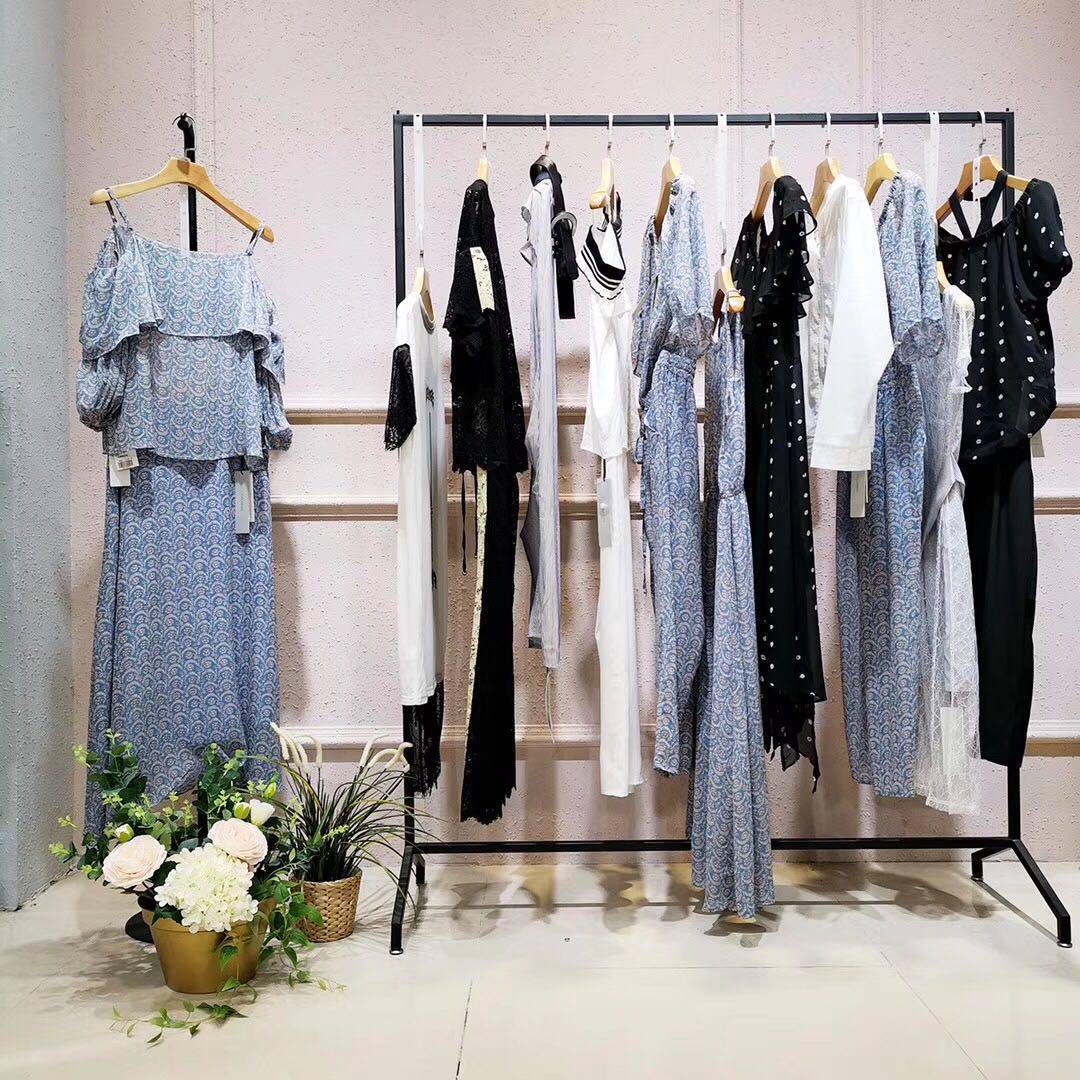 6.18活动链接119元直播专享[京京特别推荐]在类目 女装/女士精品, 大码女装中 - 来自Buy2taobao.com提供专业的淘宝代购服务