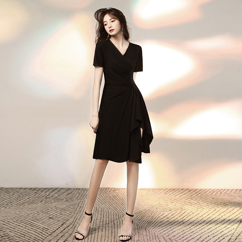 晚礼服裙女宴会气质轻奢小众高端法式高级感黑色连衣裙小个子性感