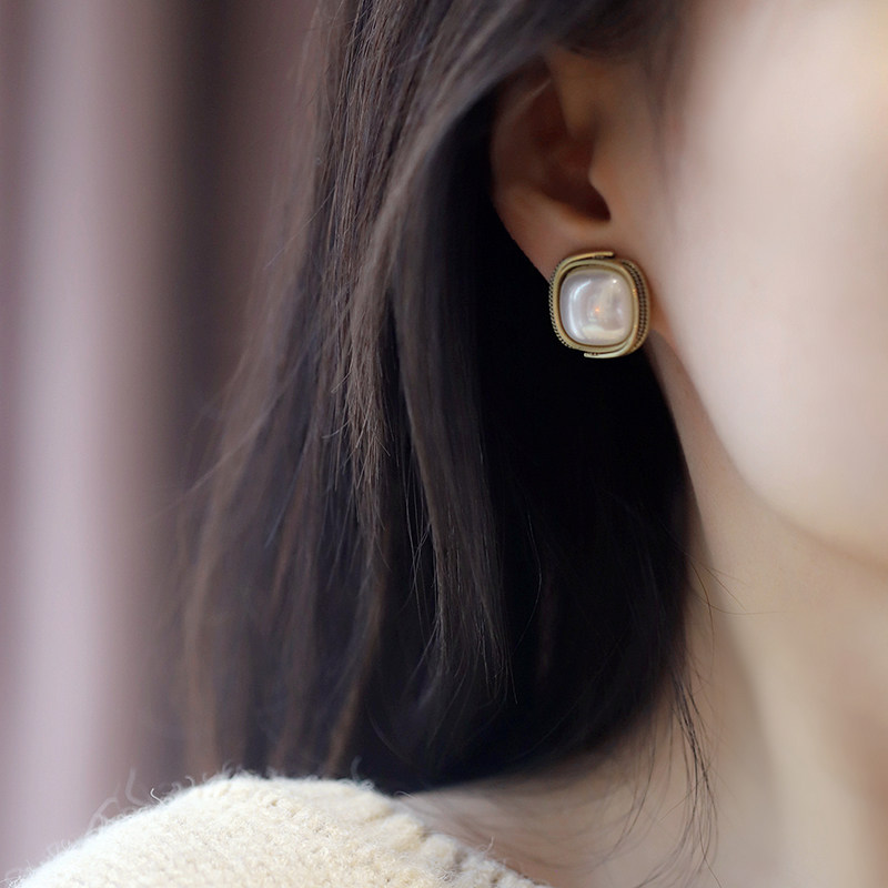 法式复古仿珍珠耳环百搭气质耳饰女高级感小众设计耳钉甜酷风轻奢,饰品/流行首饰/时尚饰品新,耳钉,淘宝优惠券,粉丝福利购,淘宝优惠卷
