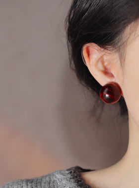樱桃红色通透果冻感耳钉女国风高级感安可拉红耳环2026年新款爆款
