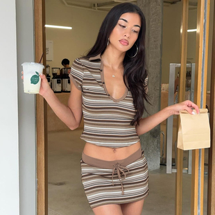 T恤 女深V领短袖 抽绳松紧腰半身裙两件套 套装 shemoda条纹印花时尚