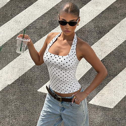 辣妹风修身显瘦波点挂脖上衣