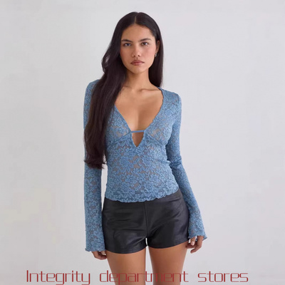 LaceT-shirtFittedCrewneckShort