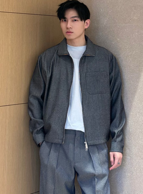 CD刺绣标语羊毛花灰色翻领拉链夹克套装外套老钱风男款简约短款