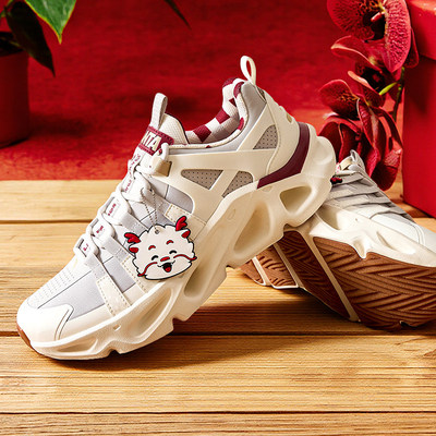 安踏光迹丨户外跑鞋风休闲鞋新年潮流缓震回弹运动鞋男112618802