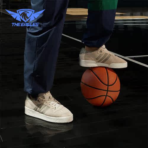ADIDAS男女中性经典休闲鞋