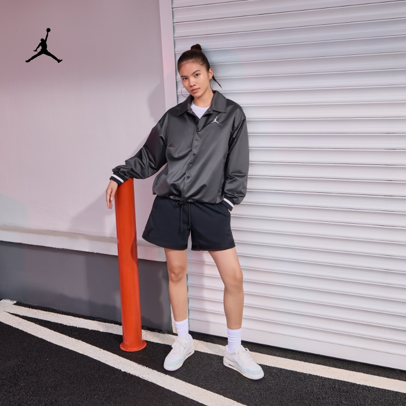 耐克乔丹女子宽松教练夹克秋季外套刺绣舒适缎面JORDAN HJ0088